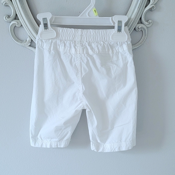 White Bermuda Shorts with Bow Detail and Ruffle Pockets - Picture 2 of 2